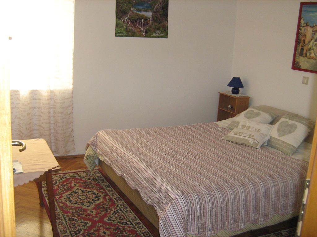 קרק Aurora Apartment מראה חיצוני תמונה