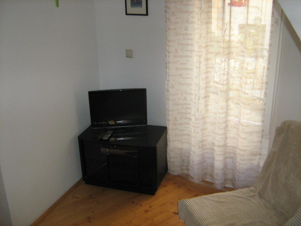 קרק Aurora Apartment מראה חיצוני תמונה